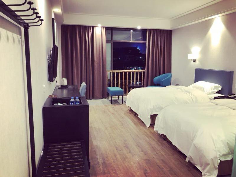 Emei Mountain Xileer Hotel Ъмейшан Екстериор снимка